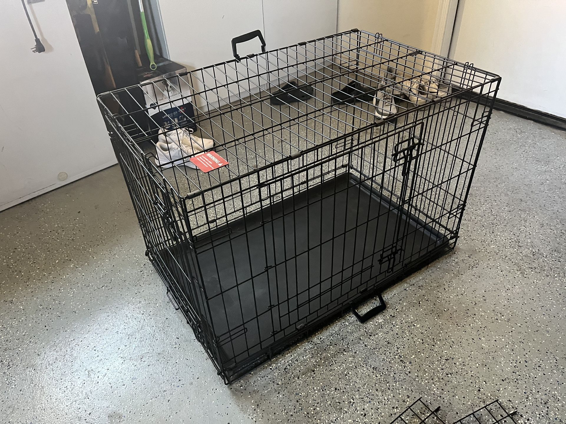 Dog Kennel - Medium Sized Dogs