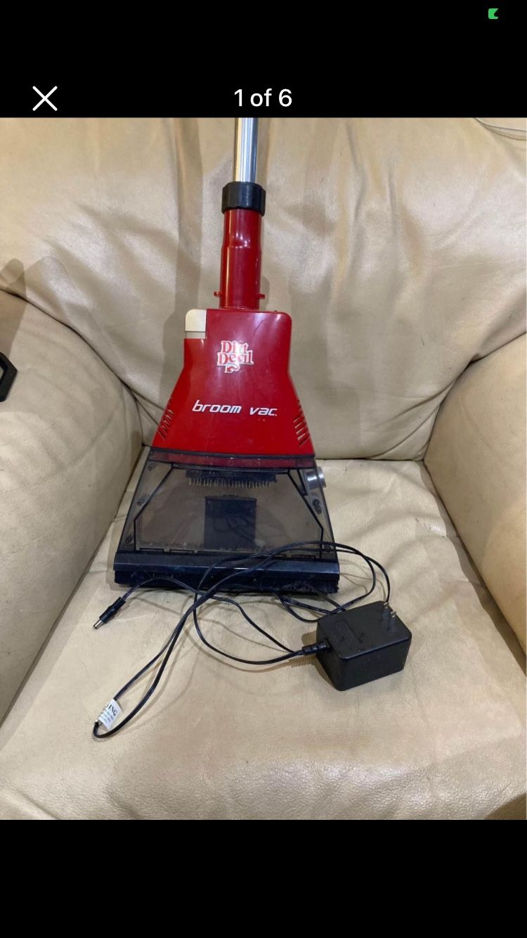 Like New Dirt Devil Broom Vac