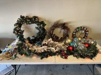 Massive Christmas Decoration Lot – Large Wreaths, Garland, Jumbo Ornaments & Décor