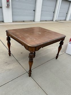 Kitchen table