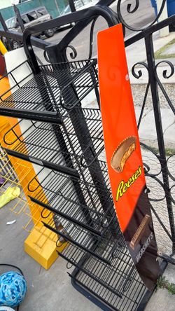 Reese’s stand