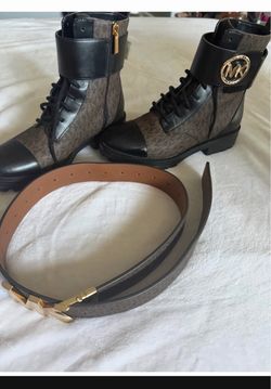 Michael kors boots and belt set