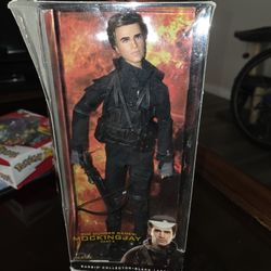 Gale mockingjay Part 2 Barbie Doll-VERY RARE- The Hunger Games