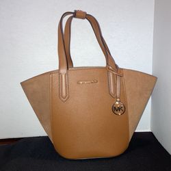 MICHAEL KORS -NEW