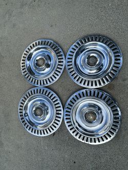 Chrysler Imperial hubcaps Vintage wheels
