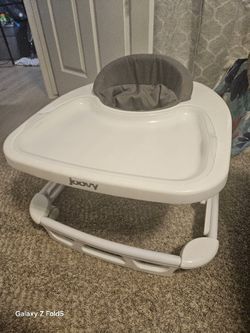 Joovy Walker