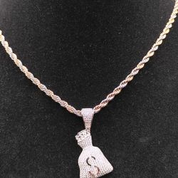 Rope chain with money bag pendant