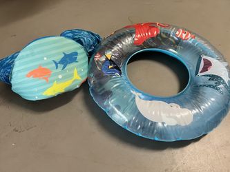 Kids Swim Vest + Inflatable Pool Ring Ages 4-6