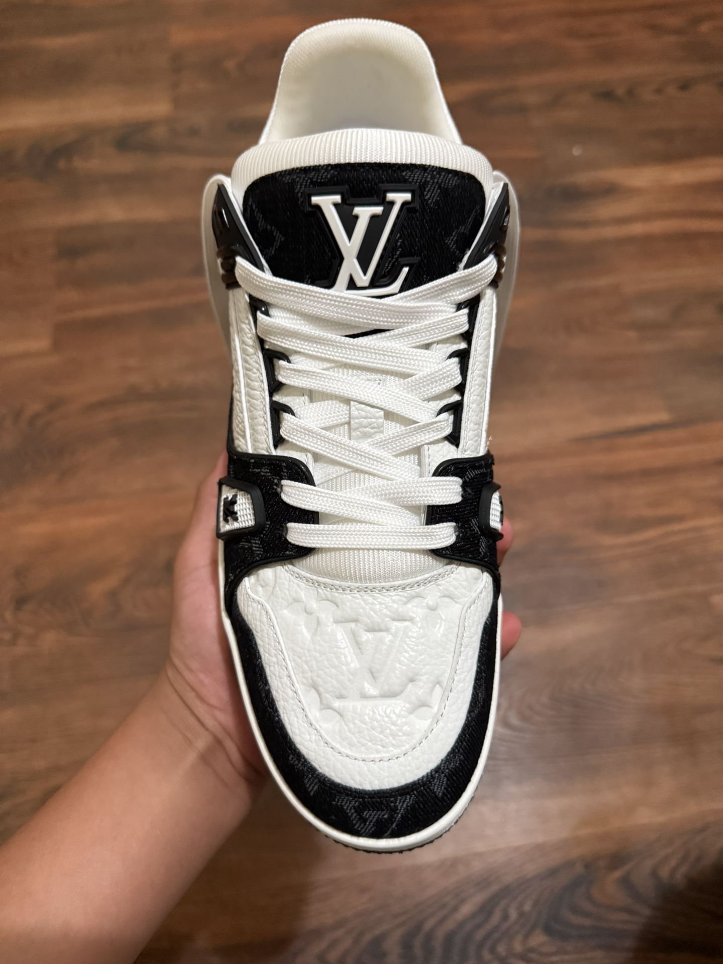 Louis Vuitton Trainers Black And White