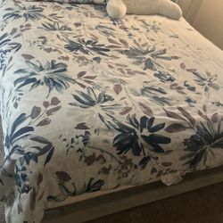 King Bed With Mattress Box spring And Frame 