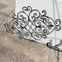 Metal ornament