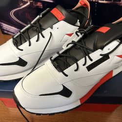 Men’s 11.5 New Reebok  