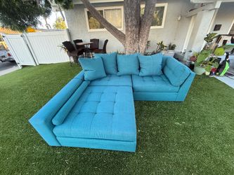 3-piece L-shaped modular sofa in very good condition