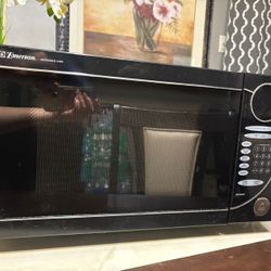 Emerson Microwave 