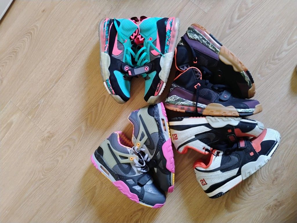 Nikes And Reebok Bundle $300