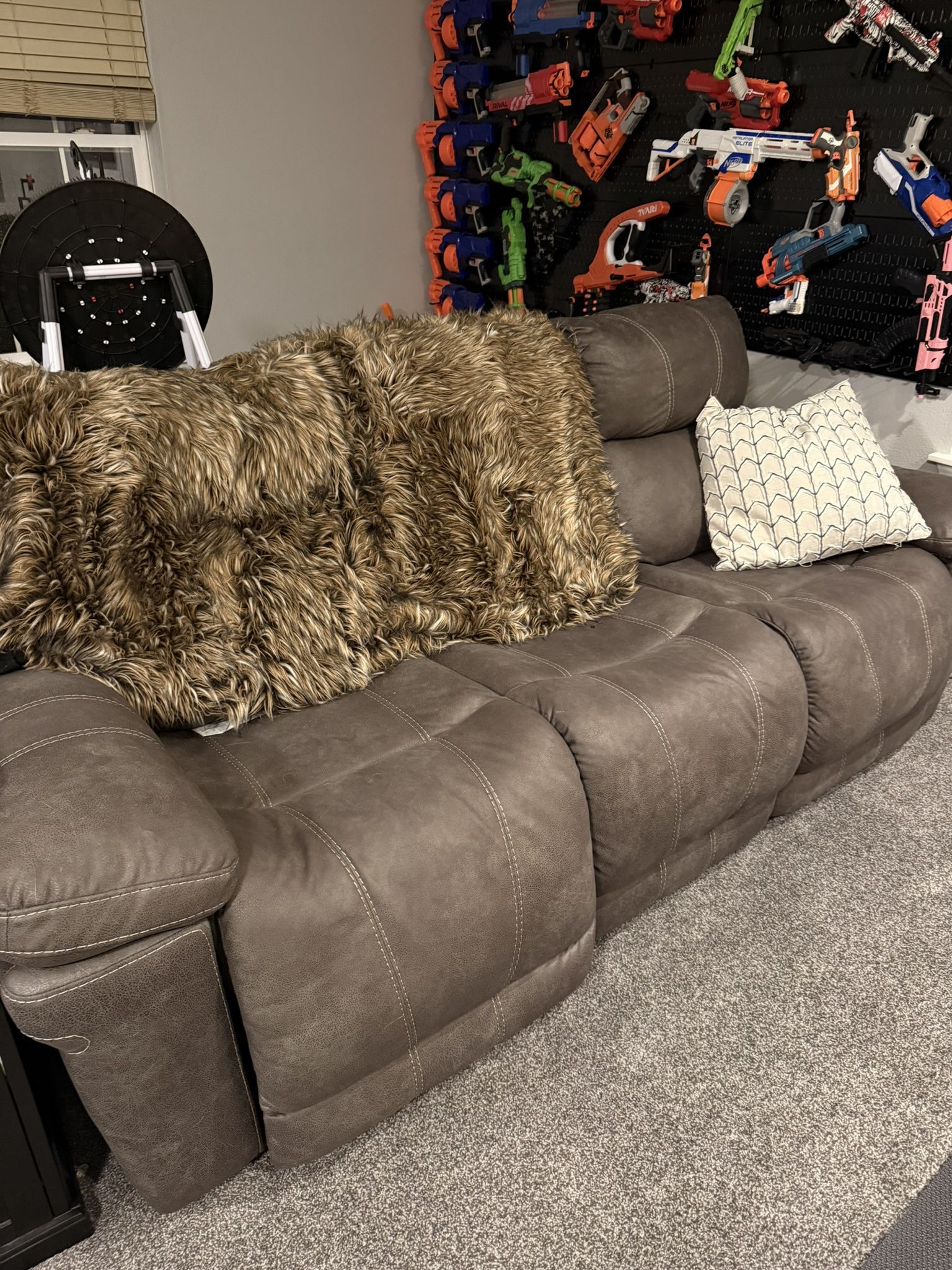 Electric Reclining Couch