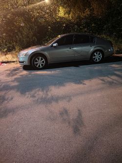 Nissan Maxima