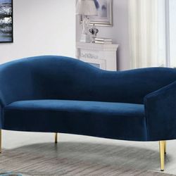 Ritz Velvet Navy Loveseat

