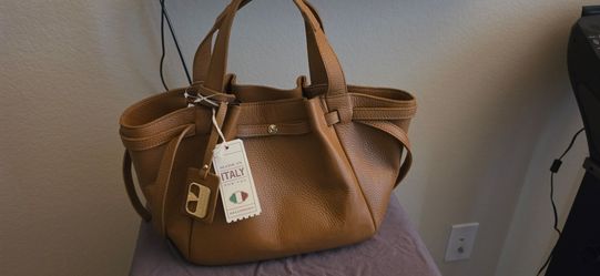 Valentina leather purse