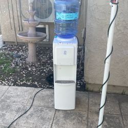 Water Dispenser 