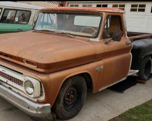 1965 Chevy C10 short bed step side