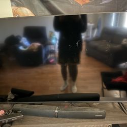 55inch Tv With sound bar