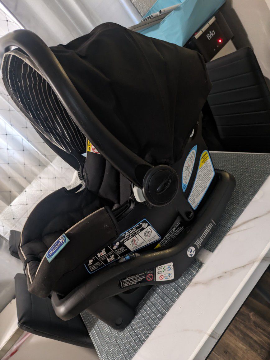 Infant Carseat With Base And Stroller