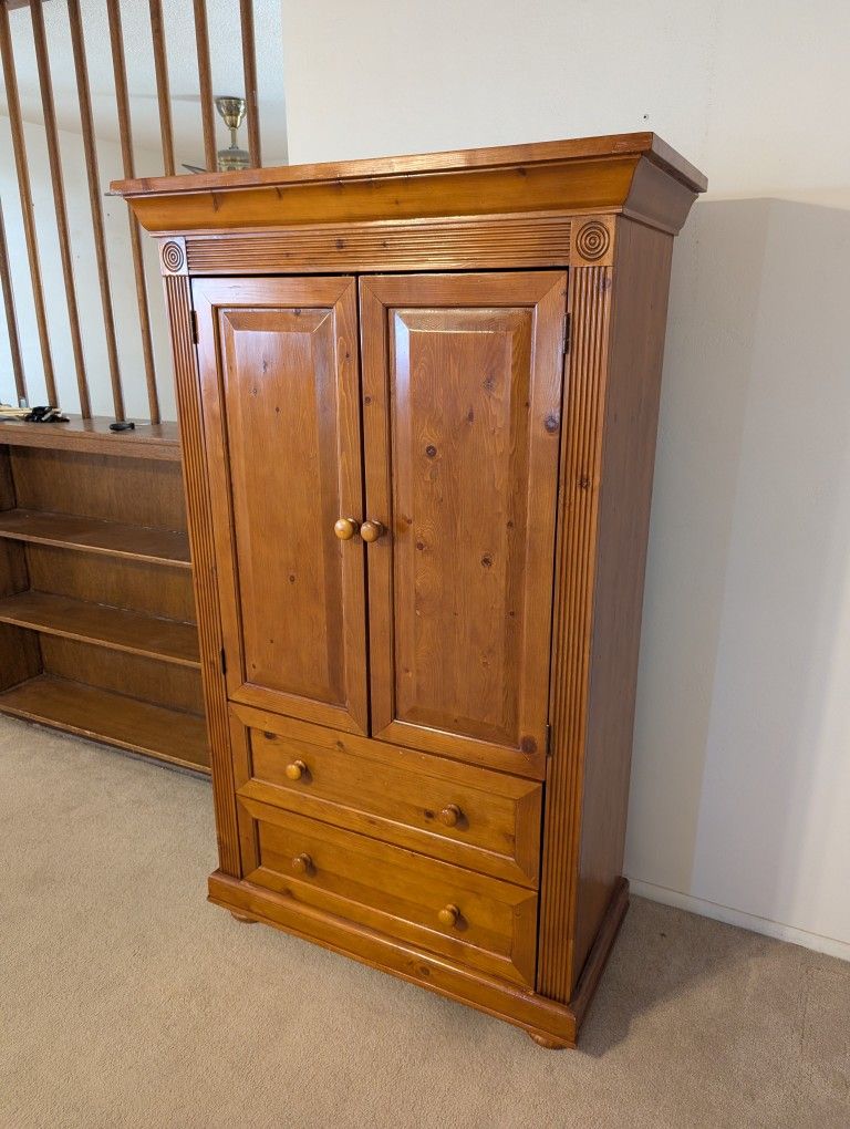 Armoire Dresser