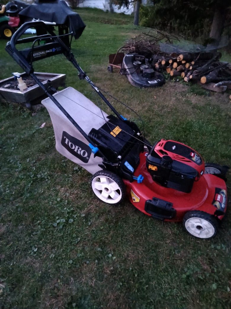 22" Toro Rear Wheel Self-propelled Lawnmower 