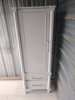 Cabinet/with drawers