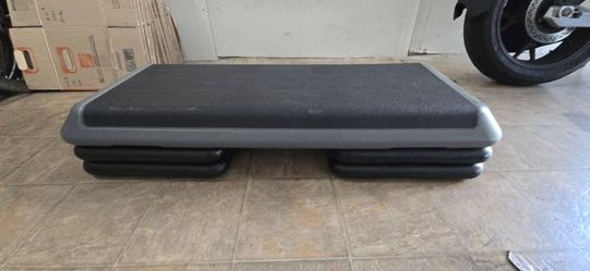 The Step Aerobic Platform