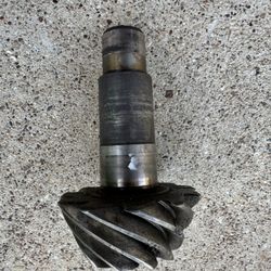 Dana Differential Pinion (contact info removed)