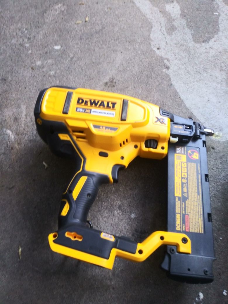 Dewalt 18 gauge nail gun