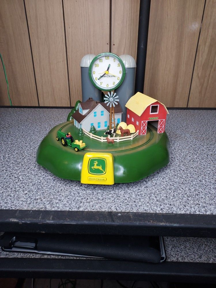 Antique John Deere Tractor Moble Alarm Clock 1968 All Original And Works Only 40$