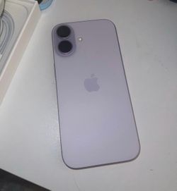 iPhone 17 Unlocked Lavender
