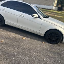 2010 Mercedes C300