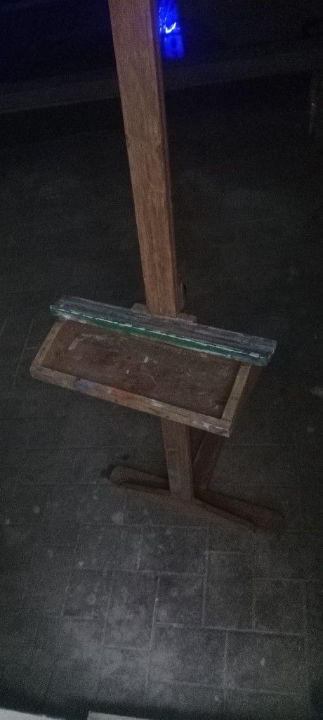 Large Wooden Studio Easel With Paint Box
