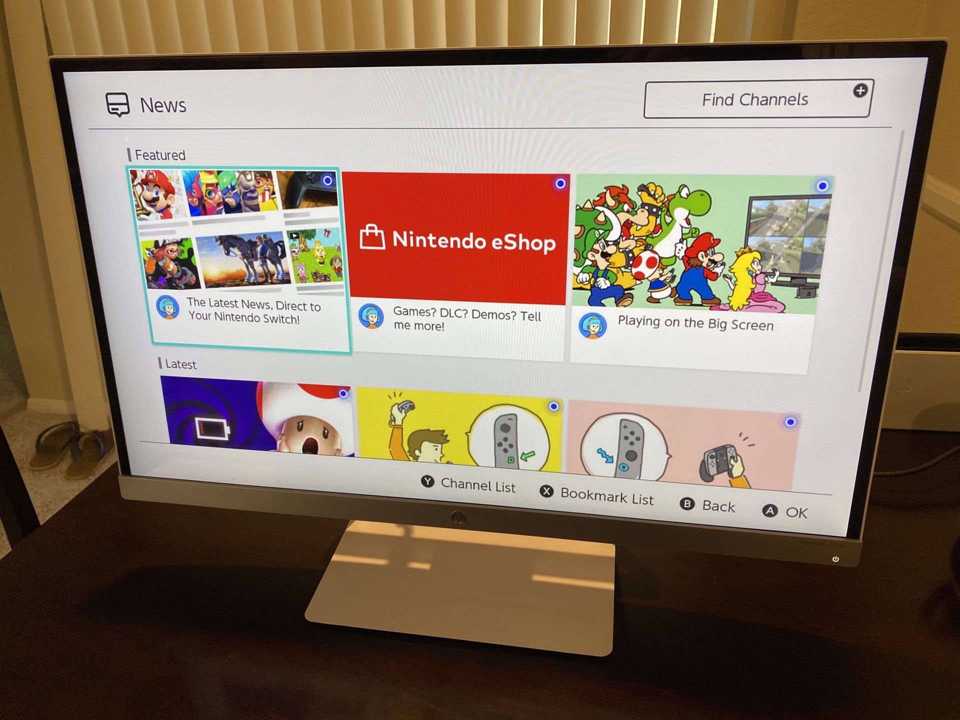 HP Pavilion 27xw 27-inch IPS LED Backlit Monitor