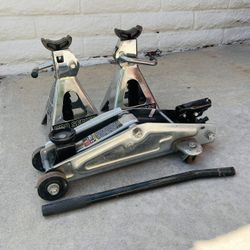Torin Big Red Jacks 2 Ton Floor Jack With  2 Ton Stands