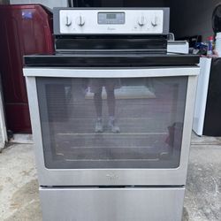 Whirlpool stove in excellent condition, 2 months warranty, delivery and installation available.