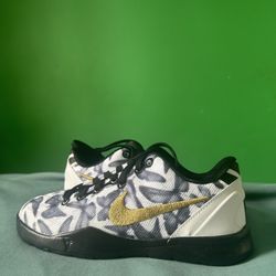 Nike Kobe 8 Protro Mambacita Size 2