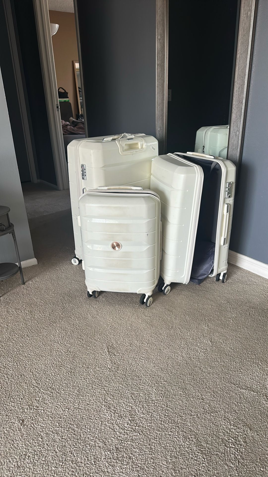 3 Suitcases