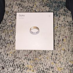 OURA Ring 4 Size 8- Gold
