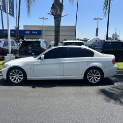 BMW 328i