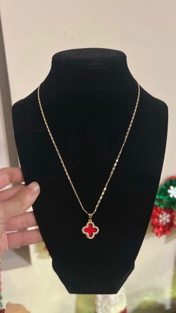 Clover Necklace 