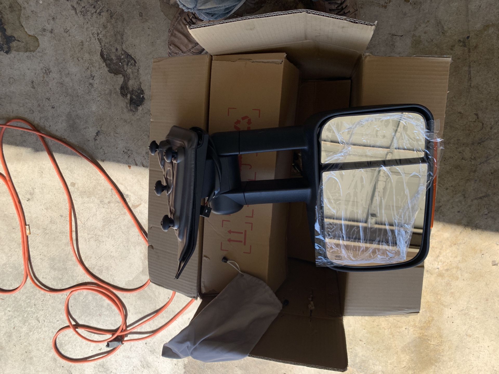 99-06 Chevy Gmc Tow Mirrors Set