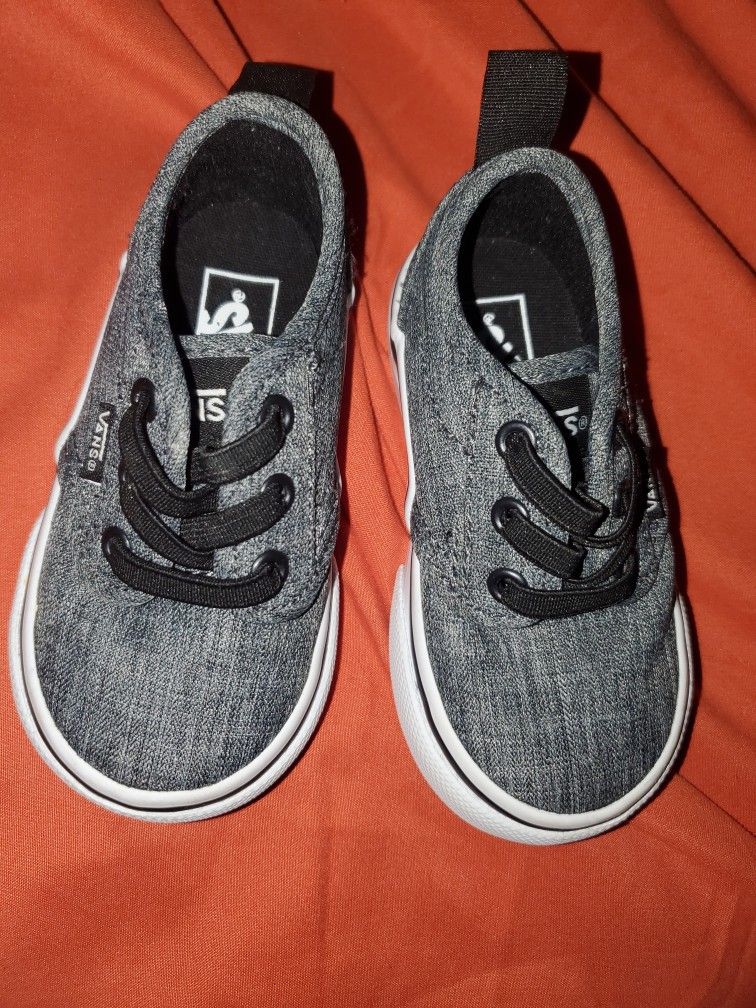 Brand New Boys Vans Size 4