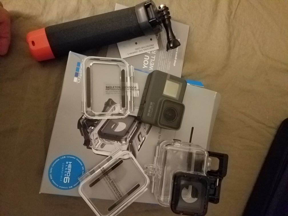 Gopro hero 6 black with accessories