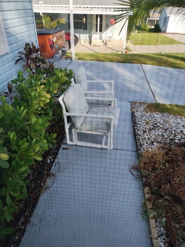 PVC Gliding Outdoor Chairs