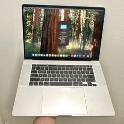 FRM PRICE - MAXED OUT SPECS • Apple MacBook Pro 16" 2019 • i9 8 Core 2.4GHz • 64gb Ram • 1TB SSD • Touch Bar & Touch ID